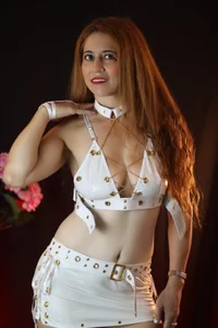 Matureyulyet Public Immagine  8