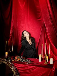 AureaMaggi My Red photo shoot Pic 4