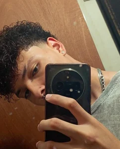 GOMEZZ_07 Public 사진 2