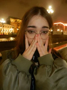 PollyBeev Public Pic 3