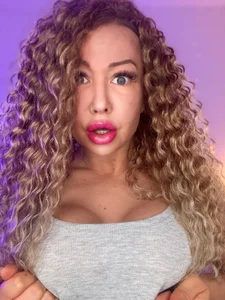 KatBigBum Public Pic 7