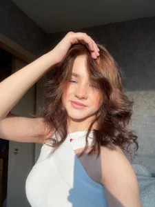 JinnyMcie Public Pic 3