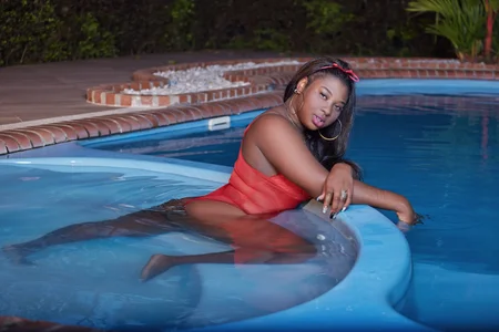 Eva 🌿 de Naomii_King  6 Imagens