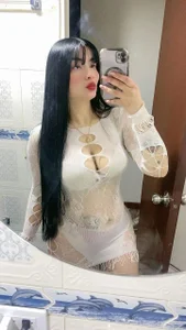 Public de CrystalCherry_  2 Imagens