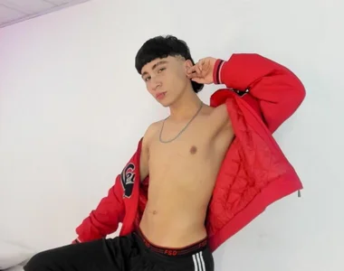 XanderGrey8 Public Foto