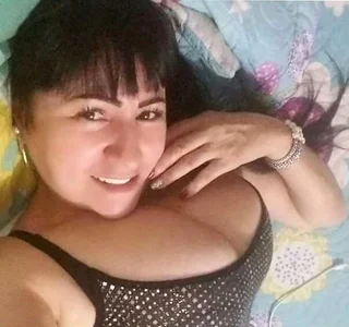 mature_bigboobs10 Public Fotka 4