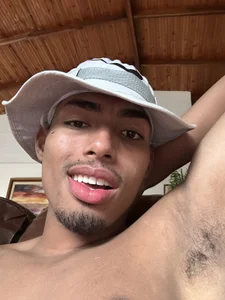 My afternoon today☀️💦😋 de LiamByrne  3 photos