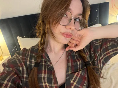 GhostLane just my good selfies 🤍 Pic 3