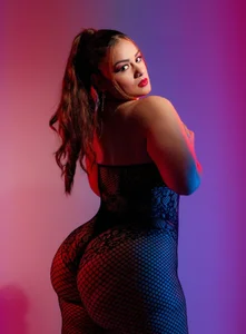 Foxylisaflores Public  2টি ছবি