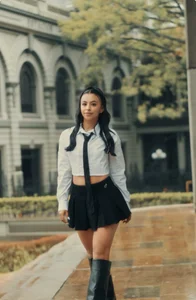 emma_brooks1Basta guardare quella donna elegante ❤️ Bild 4