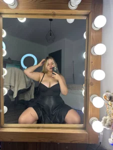 Mirror od marry_evans  2 snímek