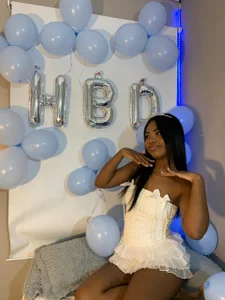 Aria_Rose1_ IT'S MY BIRTHDAY 🎊😋❤️👄 Pic 3