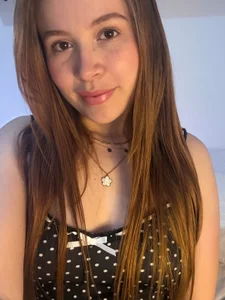 Zoe_brk THINK OF ME Gambar