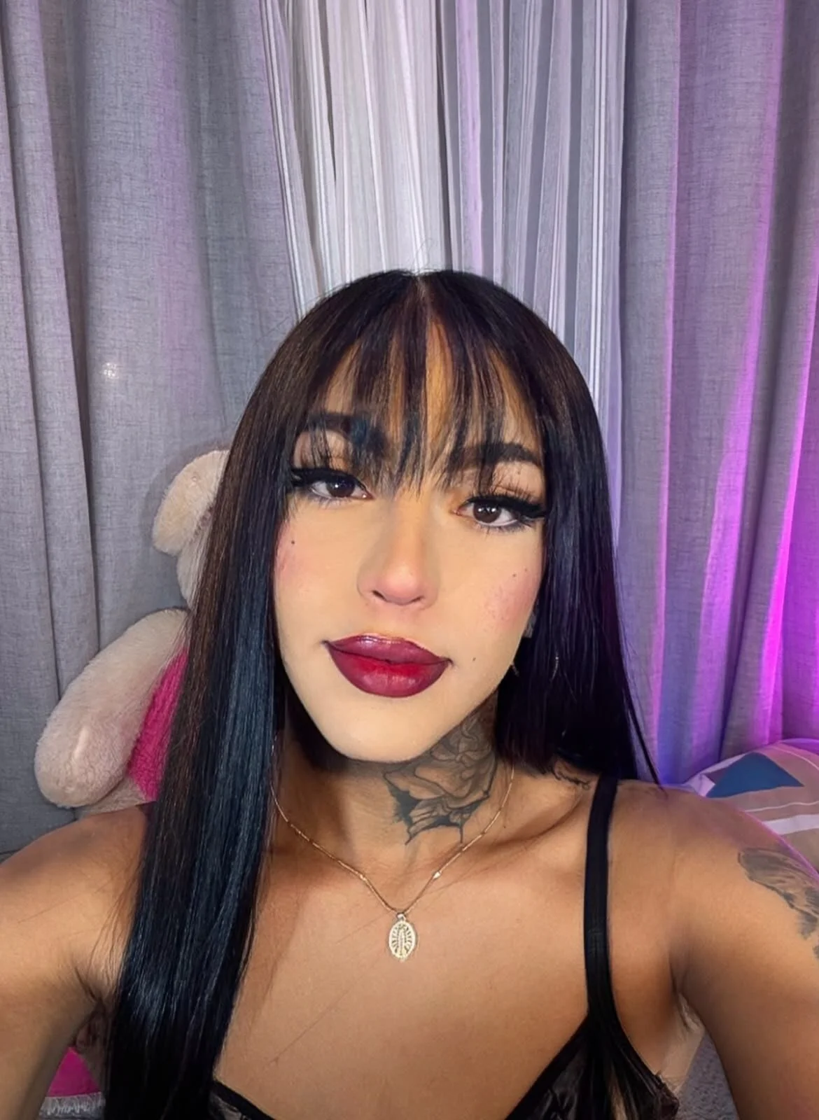daniela_dolx 님의 트렌드 중인 사진  6220개