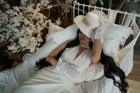 sweet_is_kim2 old photographic film Pic 4