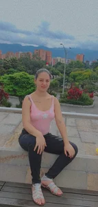 Anthonela_Queen HAPPY MY LOVES Foto 2