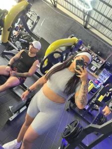 UR_LATIN_BUSHY_GUYS AT THE GYM - {count, plural, one {תמונה אחת} two {שתי תמונות} many {# תמונות} other {# תמונות}}