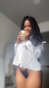 Tina_Rouse2のWould you take a coffee with me?の 5枚の写真