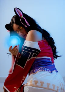 kristal_aitana Power Ahri Pic 5