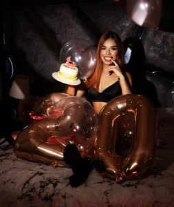 Emmily_Savage My happy Birthday Pic 7