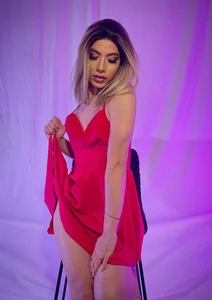 Ariel_Versace the girl in red зображення 7