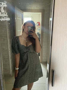 AlinaCum Public Pic 3