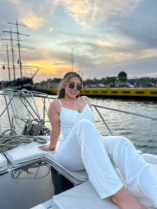 Cloee_Rainbow1 Vacation 🏖💖💋 Pic 2