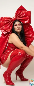 kiraGeiner red latex Pic 4