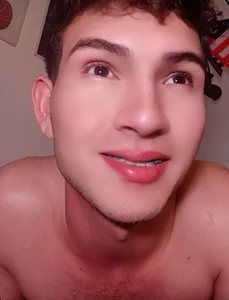 camilo_model Public 圖片 2