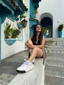 Danna-Saenz welcome Pic 8