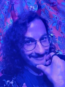 VanderVelvetのPublicの 3枚の写真