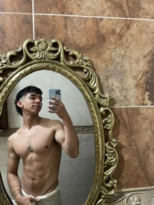 Zdjęcia ISAAC_CRYSTON Public:  4