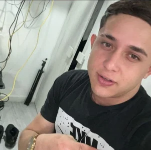 Thiago_Levis25 Public Pic 2