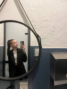 DovieAono Public Foto 3