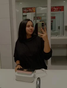 Bella_HaimiPublic Bild 3