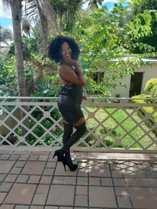 Public de NikkiDickSavage  6 photos