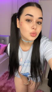 ZuriSaintのLittle Stitchの 2枚の写真