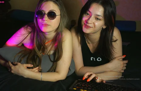 Viktoriamodel My besties Pic 5