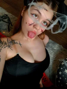 HeatherNextDoor Terribly beautiful Halloween with Heather bunny Hình 3