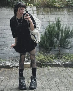 Click_Clackkk Street girl Foto