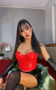 AubreySaintのMistress Of Lust!の 5枚の写真