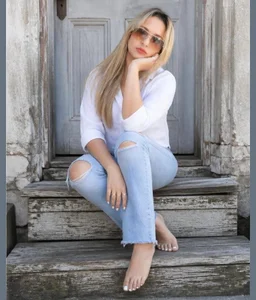 Tamara-Hall 🔥it's very hot here🥵 Pic 5