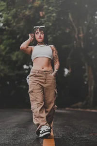 mia_catt05 Outside Pic 2