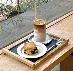 Rose_Thorny2k Rose's favorite drink :flower::flower::flower: 圖片 3