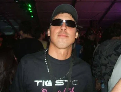 fleky tiesto Billede