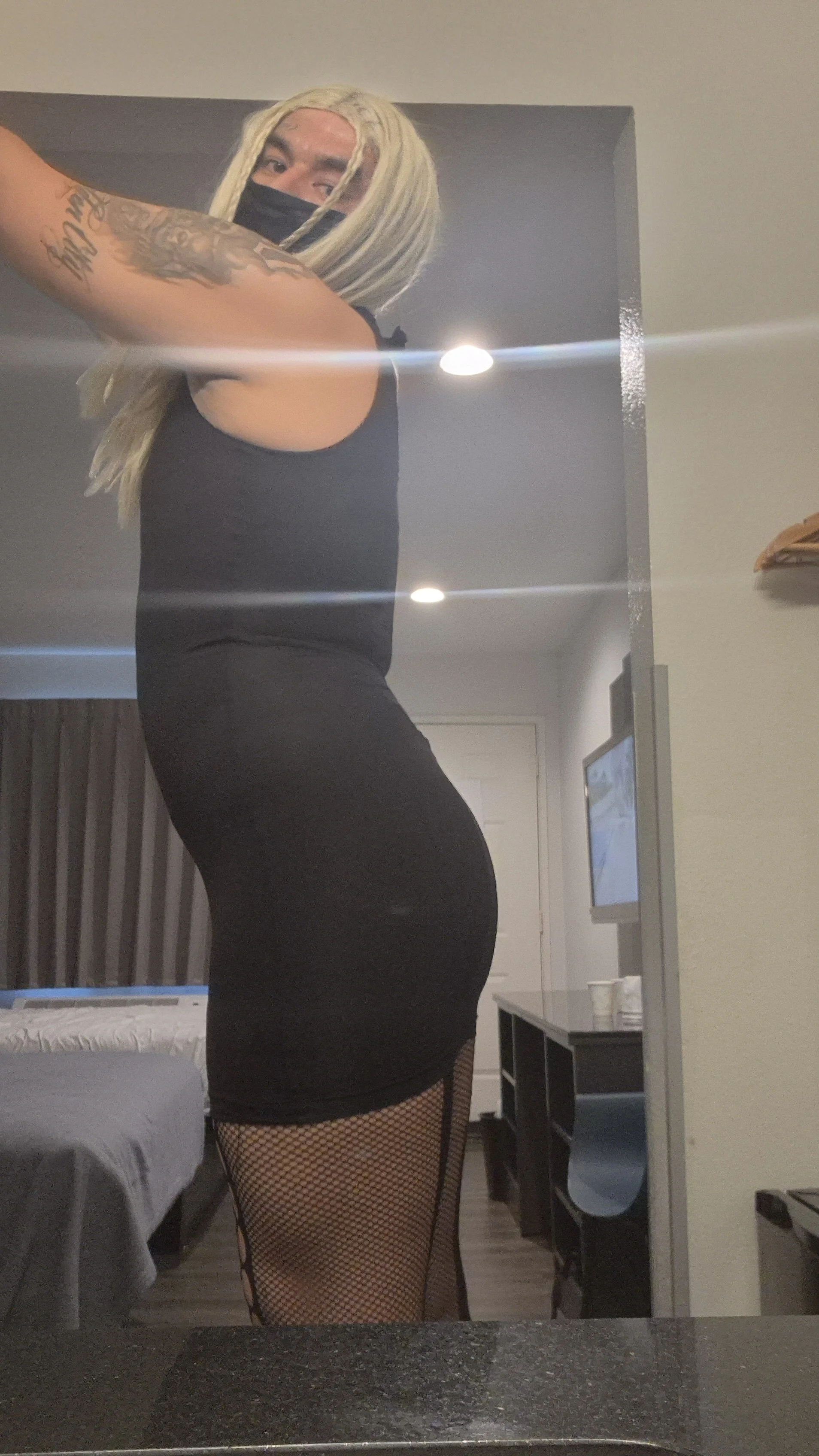 hiddenpleasuresss Public зображення 3