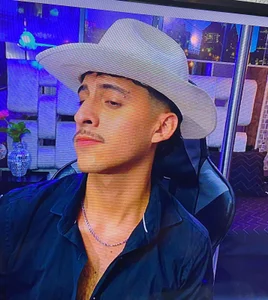 Alan_Del_Reyx Every tI see you, it makes me want to rip off your clothes and kiss you everywhere. 사진 3