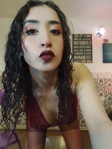 valerie_mase feliz jueves Pic 4