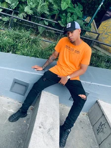 AngelMalone Public Pic 6