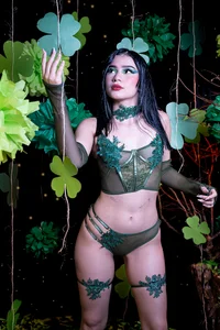 Arii_moon 🍀 "I'm your luck... touch me." 🔥 Pic 3